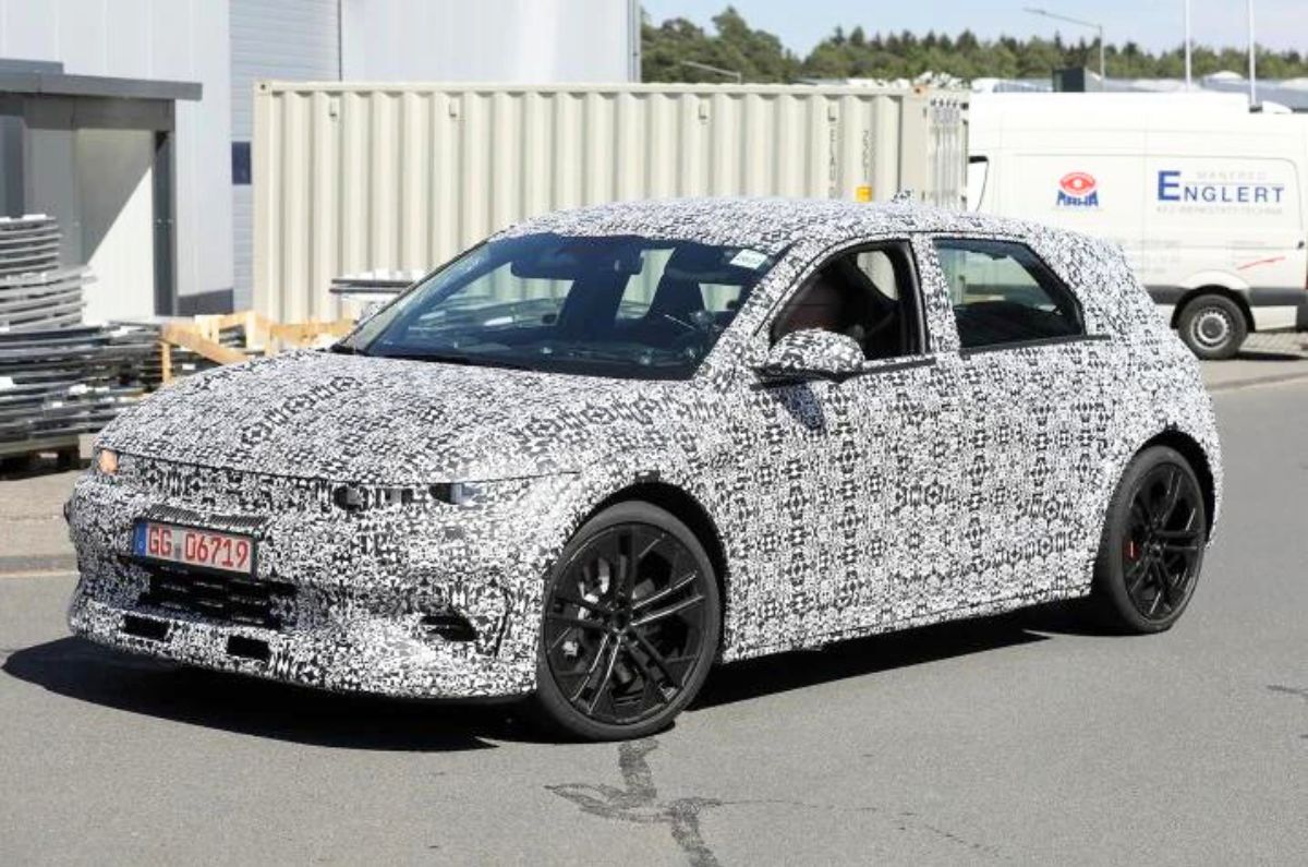 Hyundai Ioniq 5 N spied 